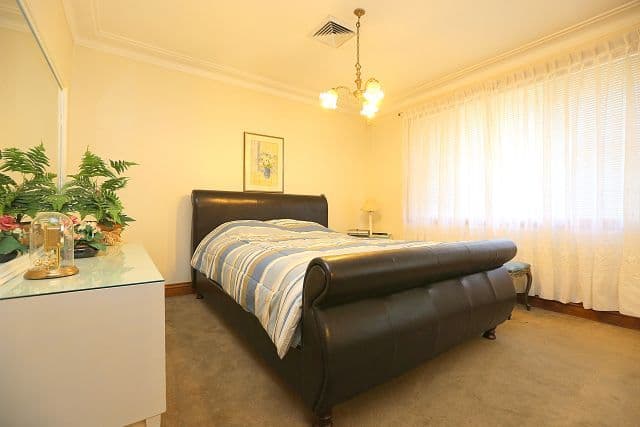 94 Caroline Crescent, Georges Hall NSW 2198, Georges Hall - Thumbnail 4
