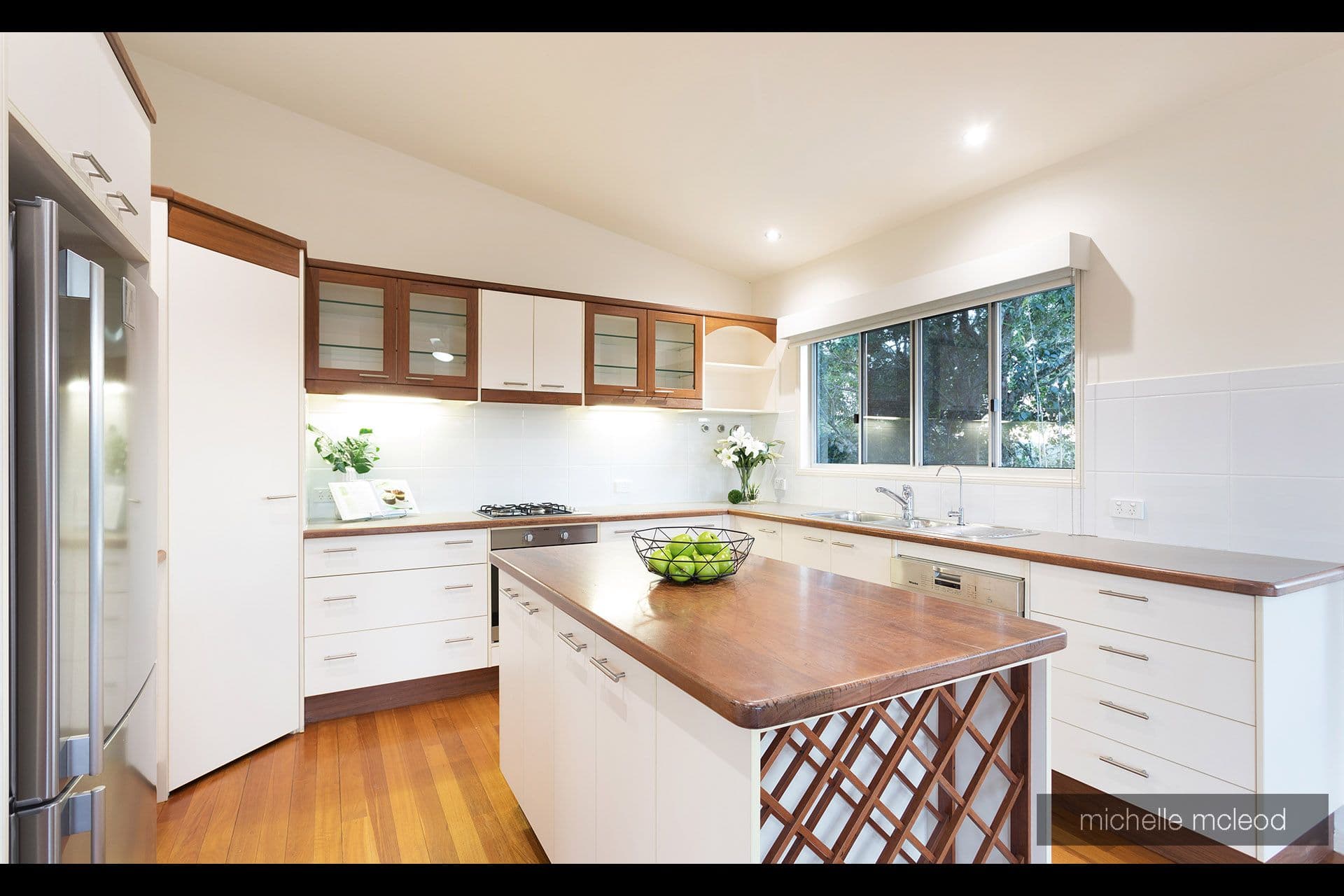 12 Rowena Street, Kenmore QLD 4069, Kenmore - Thumbnail 6