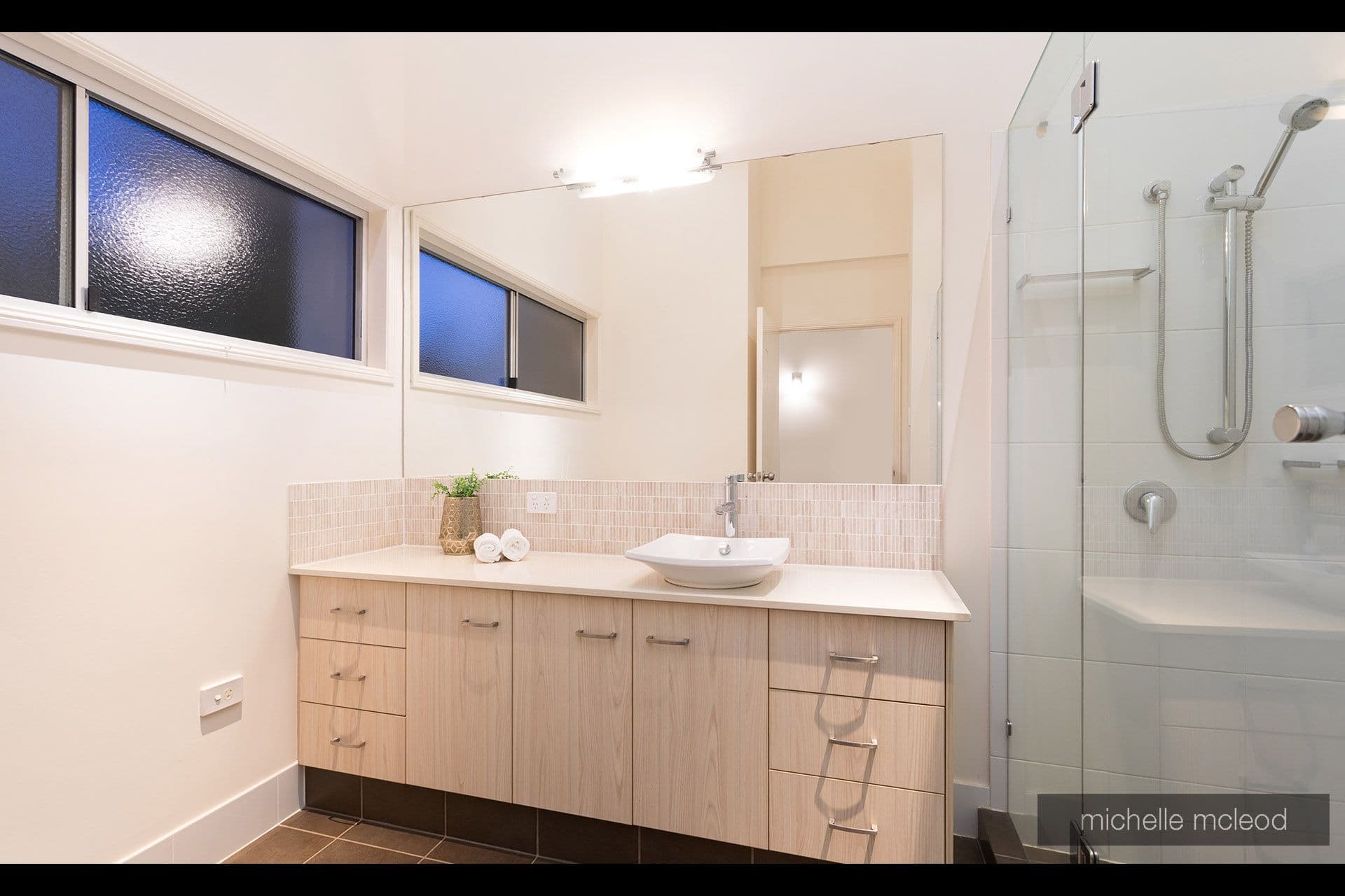 12 Rowena Street, Kenmore QLD 4069, Kenmore - Thumbnail 8
