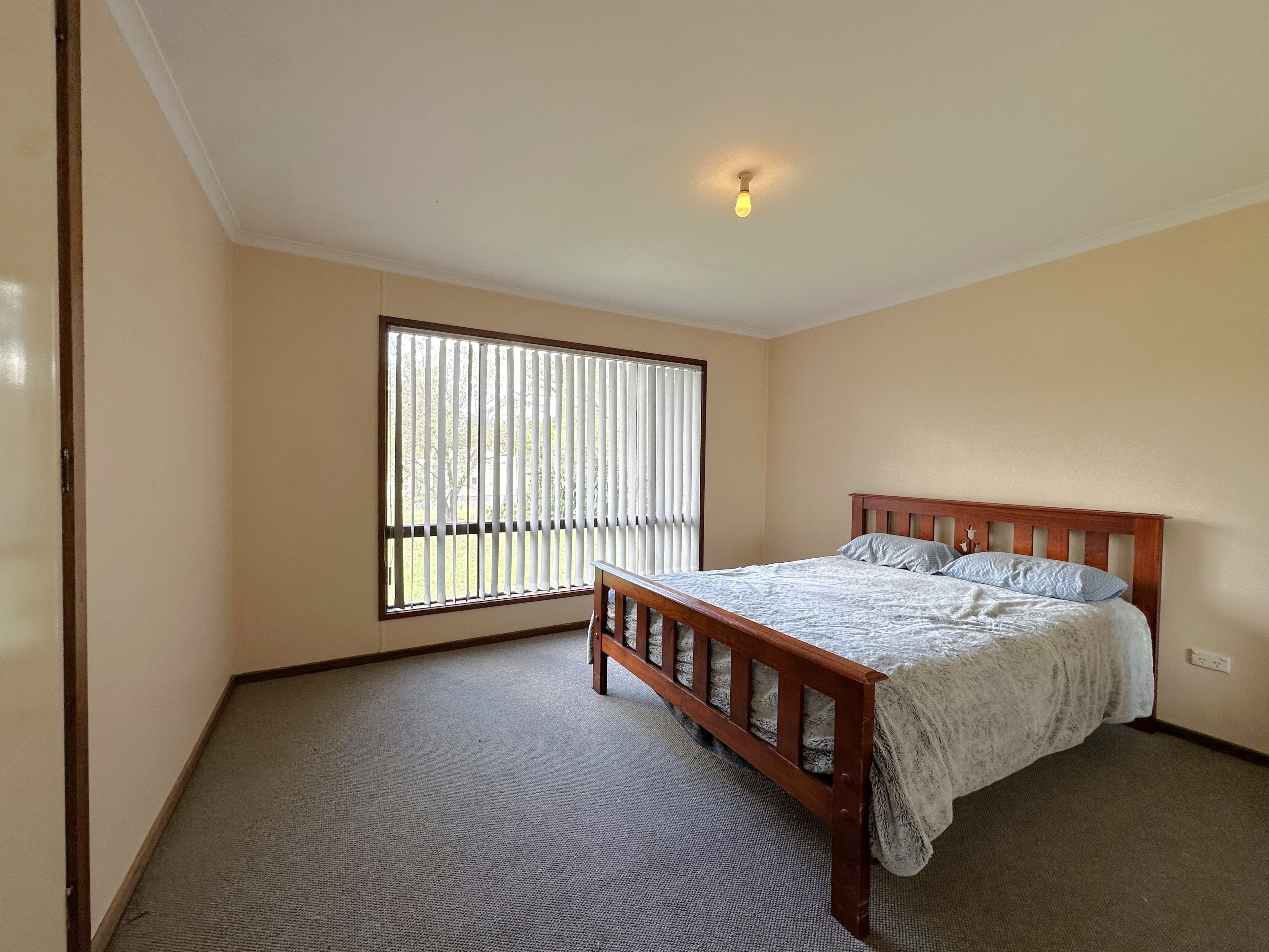 12 Hoskins Street, Wallendbeen NSW 2588, Wallendbeen - Thumbnail 8