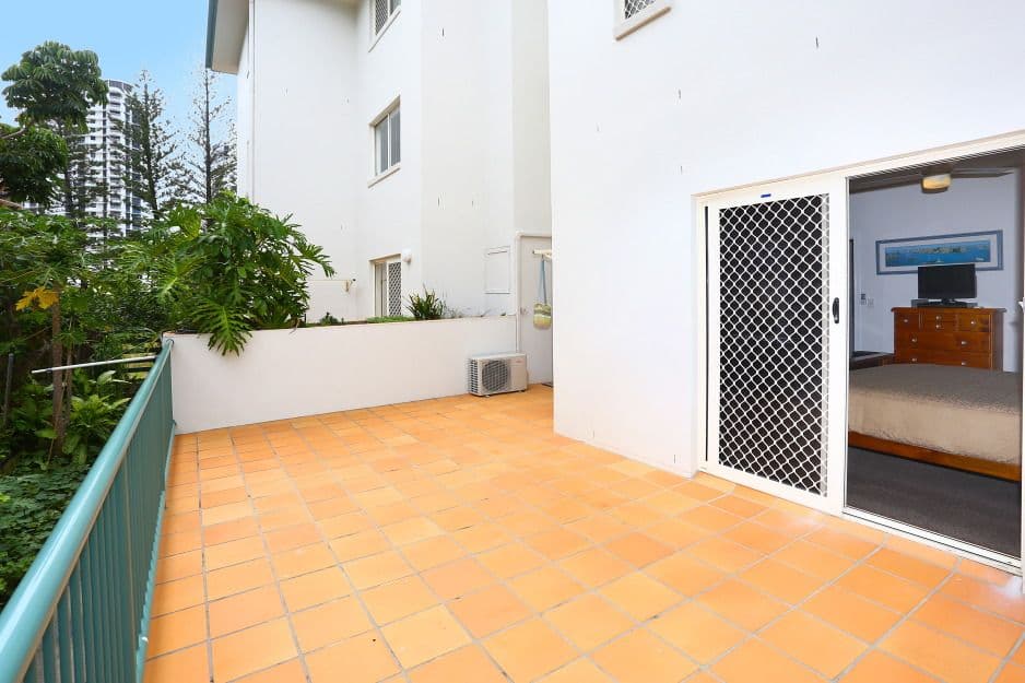 1 'Casa Del Mar' 99 Old Burleigh Road, Broadbeach QLD 4218, Broadbeach - Thumbnail 6