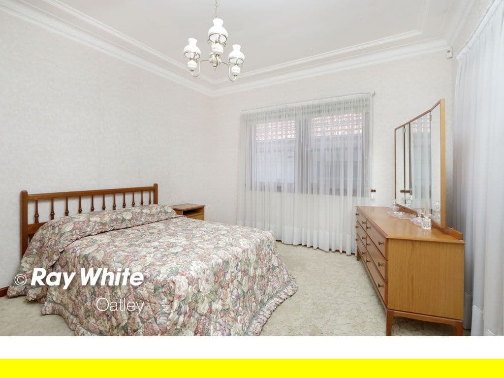 42 Coleborne Avenue, Mortdale - Thumbnail 7