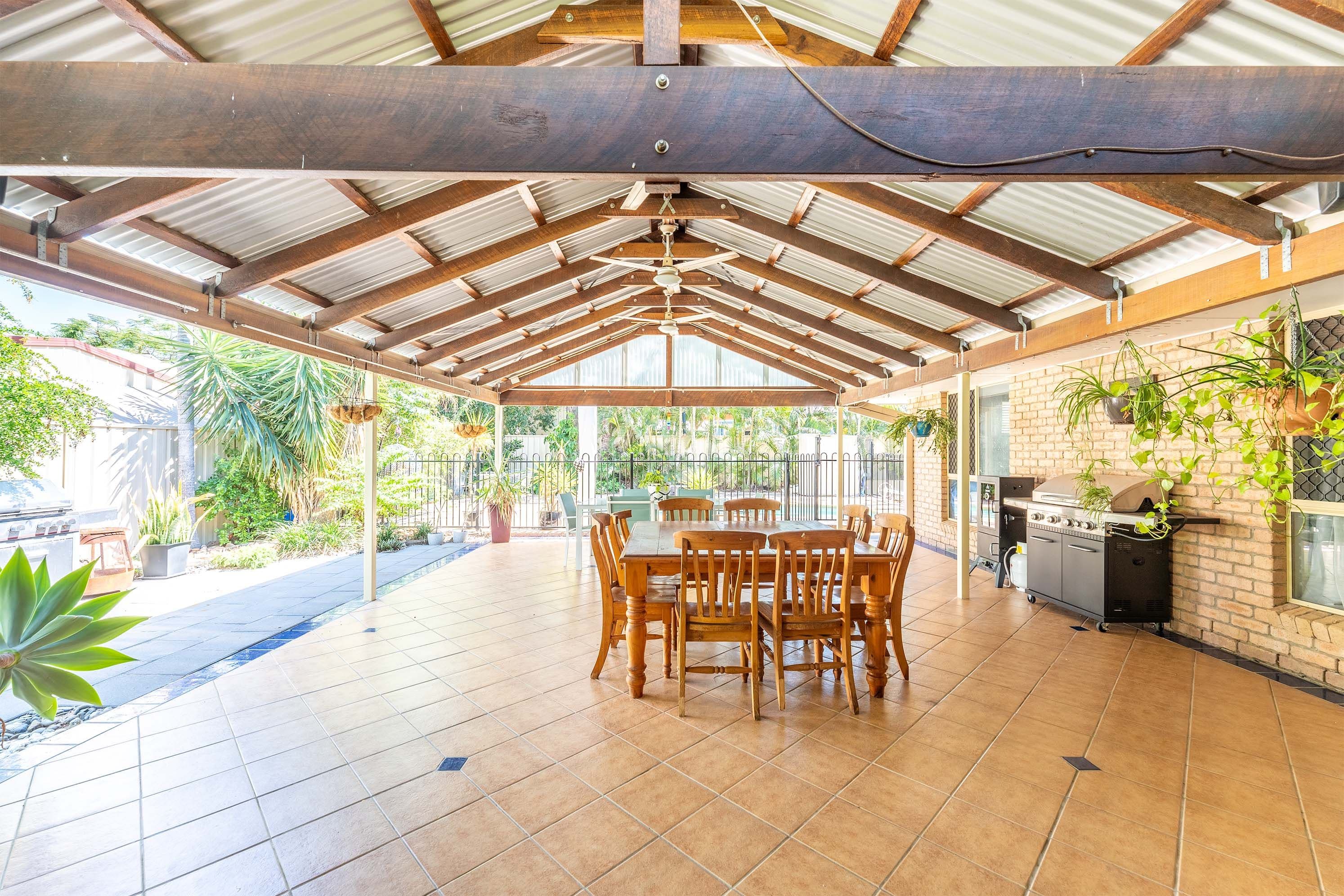 3 Crozier Crescent, Emerald QLD 4720, Emerald - Thumbnail 2