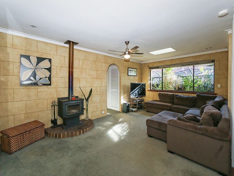 7 Rolland Court, Leeming WA 6149, Leeming - Thumbnail 6