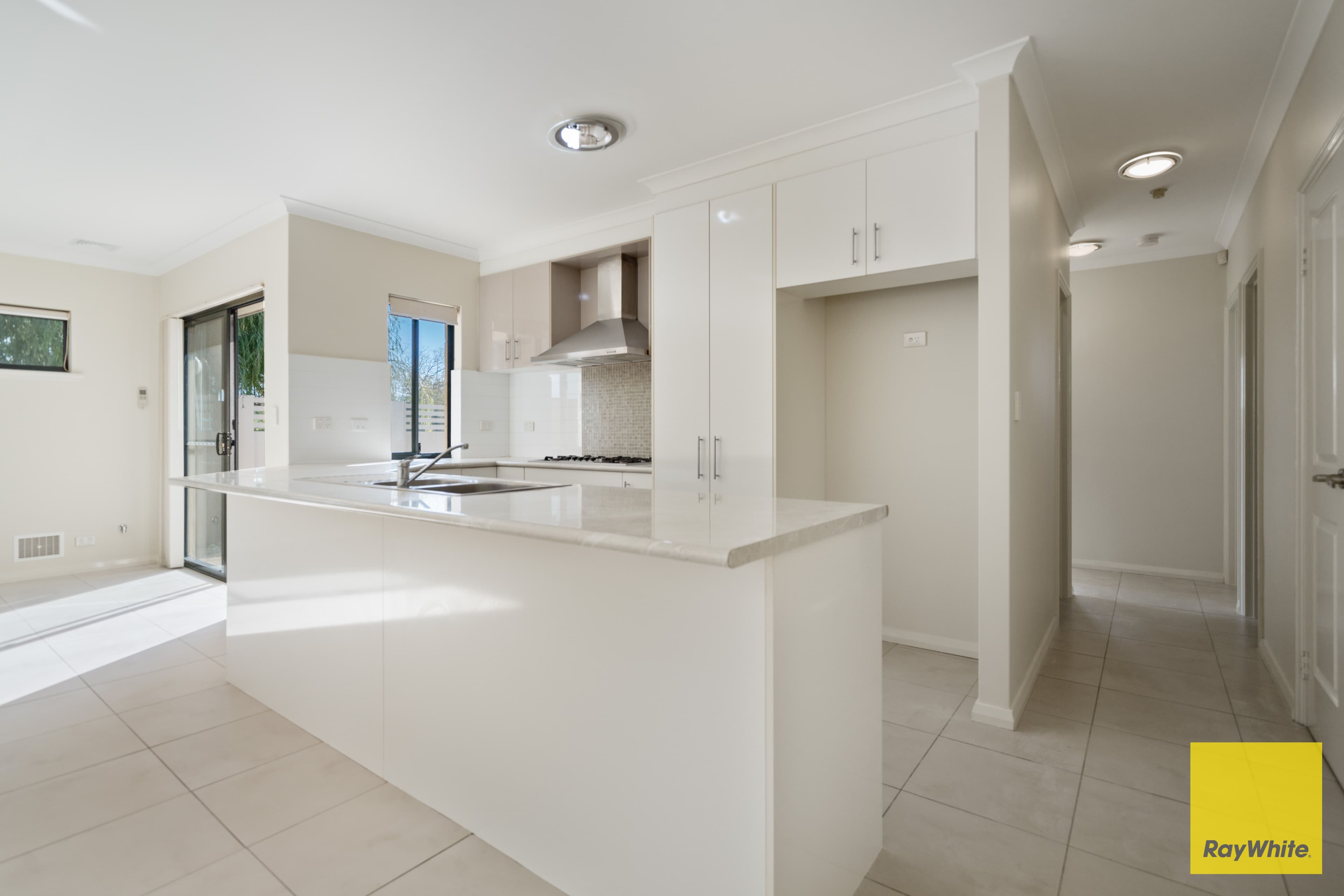 1A Wollong Place, Nollamara WA 6061, Nollamara - Thumbnail 7