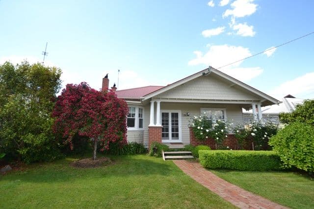 17 Park Street, SEYMOUR VIC 3660, Seymour - Image 1