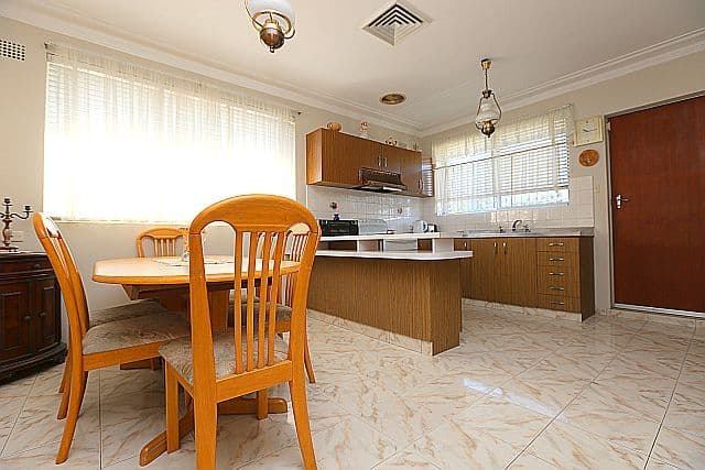 3 Ogmore Court, BANKSTOWN NSW 2200, Bankstown - Thumbnail 5