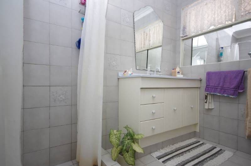 10 Bexley Way, Girrawheen WA 6064, Girrawheen - Thumbnail 7