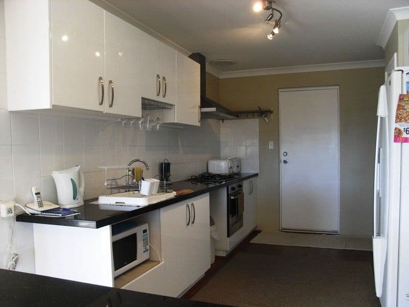 12  CONNORS Retreat, CLARKSON WA 6030, Clarkson - Thumbnail 5