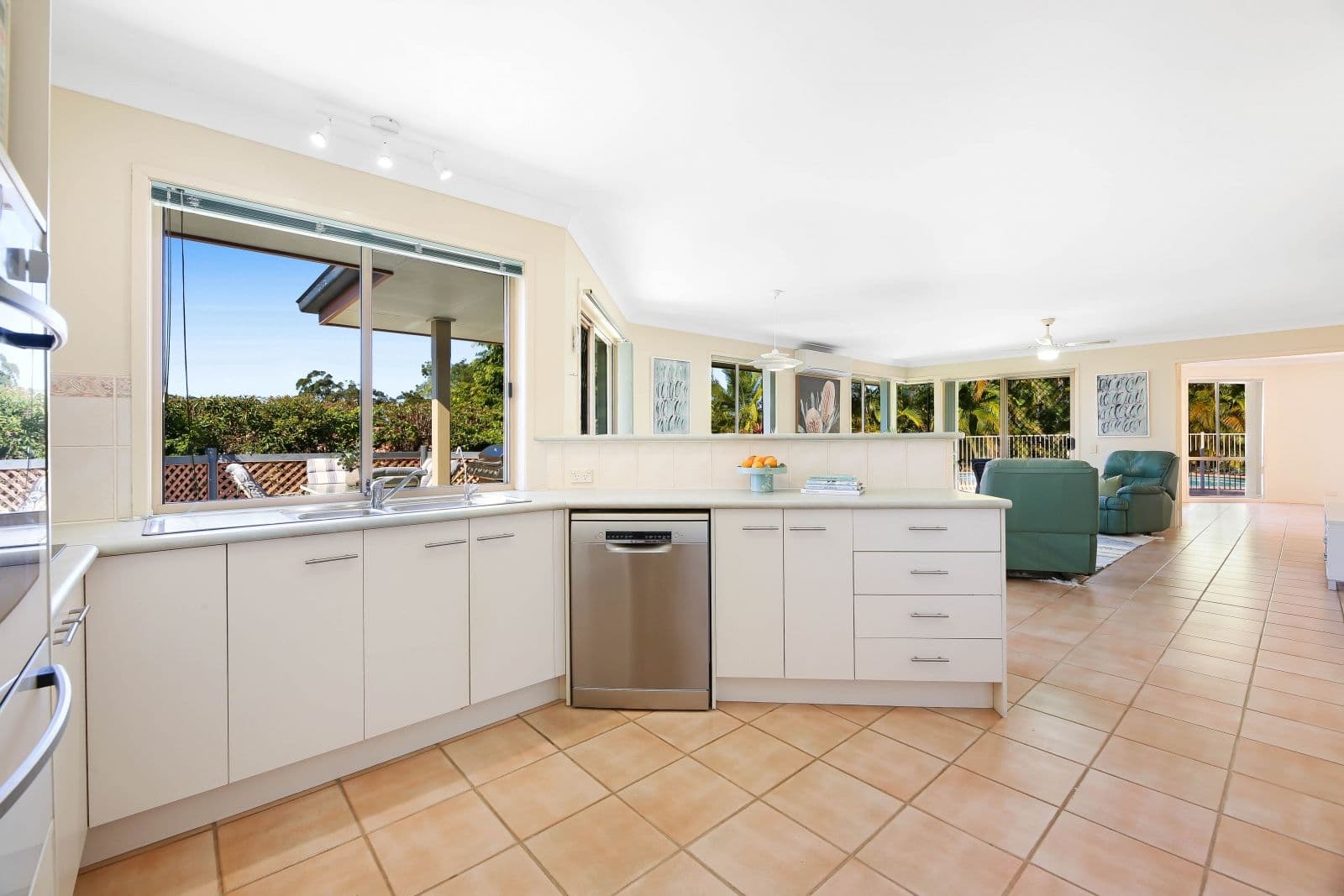 147 Glen Eagles Drive, Robina QLD 4226, Robina - Thumbnail 6