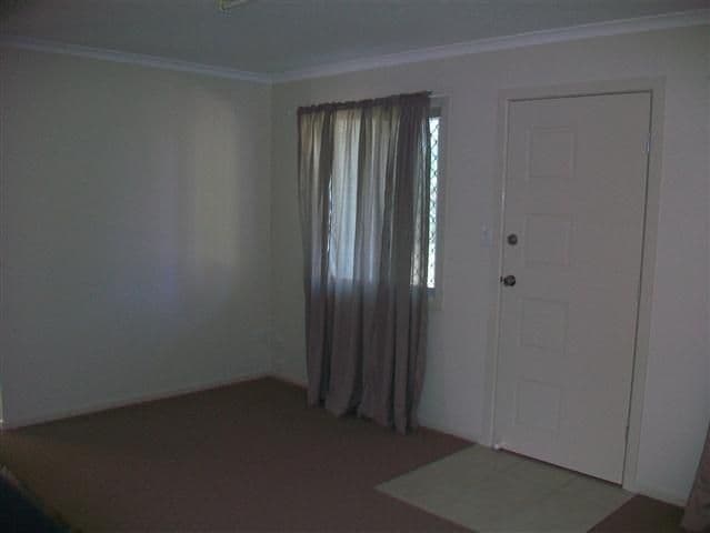 25 Allen Street, ROMA QLD 4455, Roma - Thumbnail 4