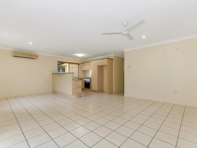 29 Southern Cross Circuit, DOUGLAS QLD 4354, Douglas - Thumbnail 3