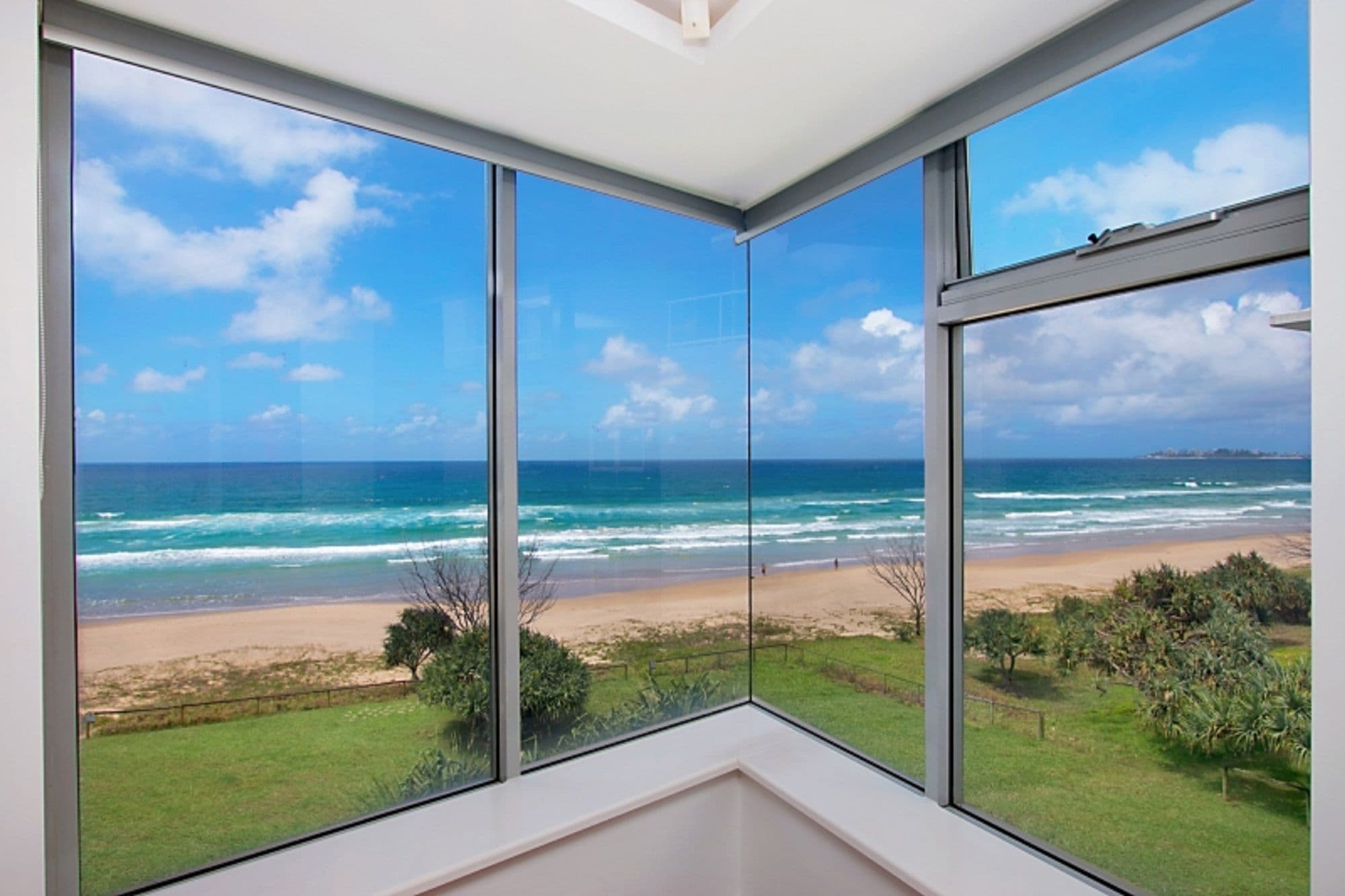 399 Golden Four Drive, Tugun QLD 4224, Tugun - Thumbnail 4