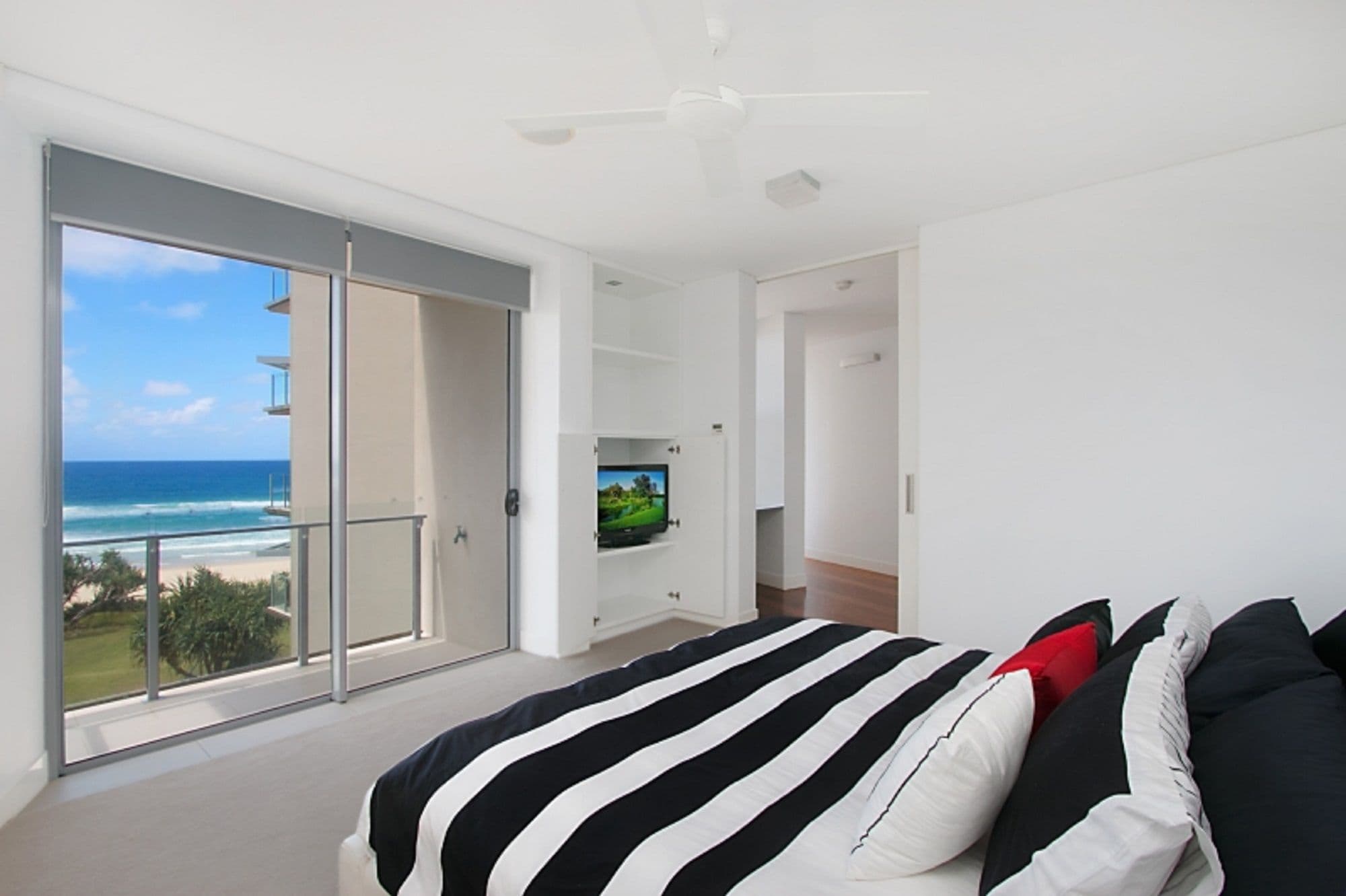 399 Golden Four Drive, Tugun QLD 4224, Tugun - Thumbnail 7