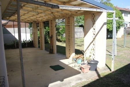 52 Leyte Avenue, PALM BEACH QLD 4221, Palm Beach - Thumbnail 3