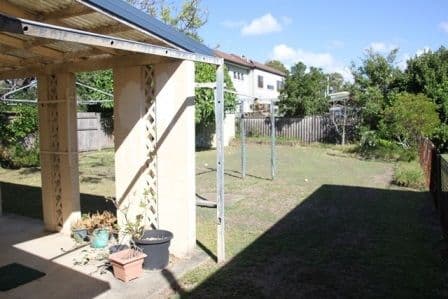 52 Leyte Avenue, PALM BEACH QLD 4221, Palm Beach - Thumbnail 4