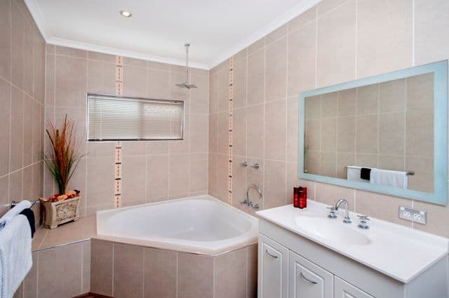 14 Herald Street, BENTLEY PARK QLD 4869, Bentley Park - Thumbnail 5
