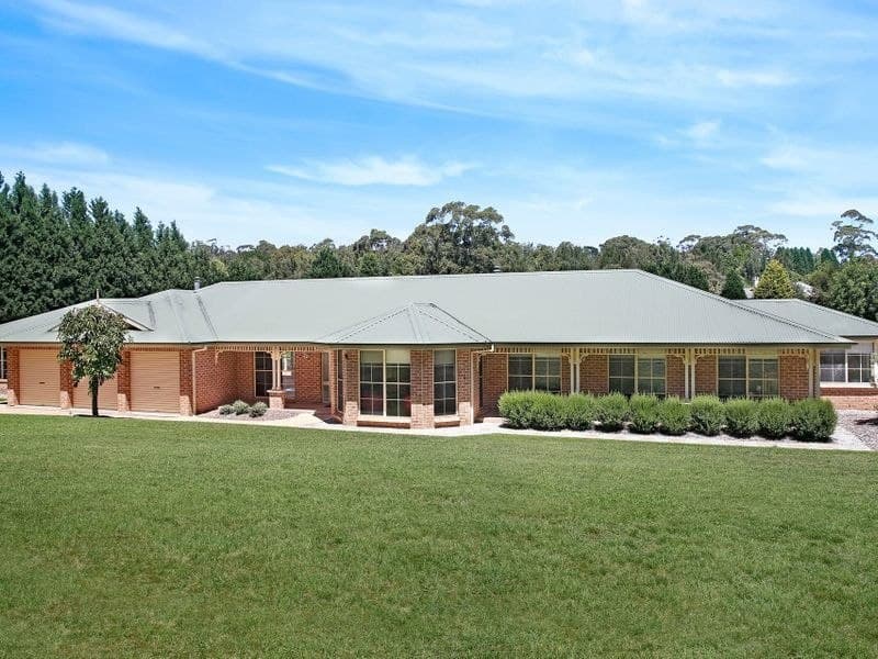 12 Marchmont Drive, Mittagong, Mittagong - Image 1