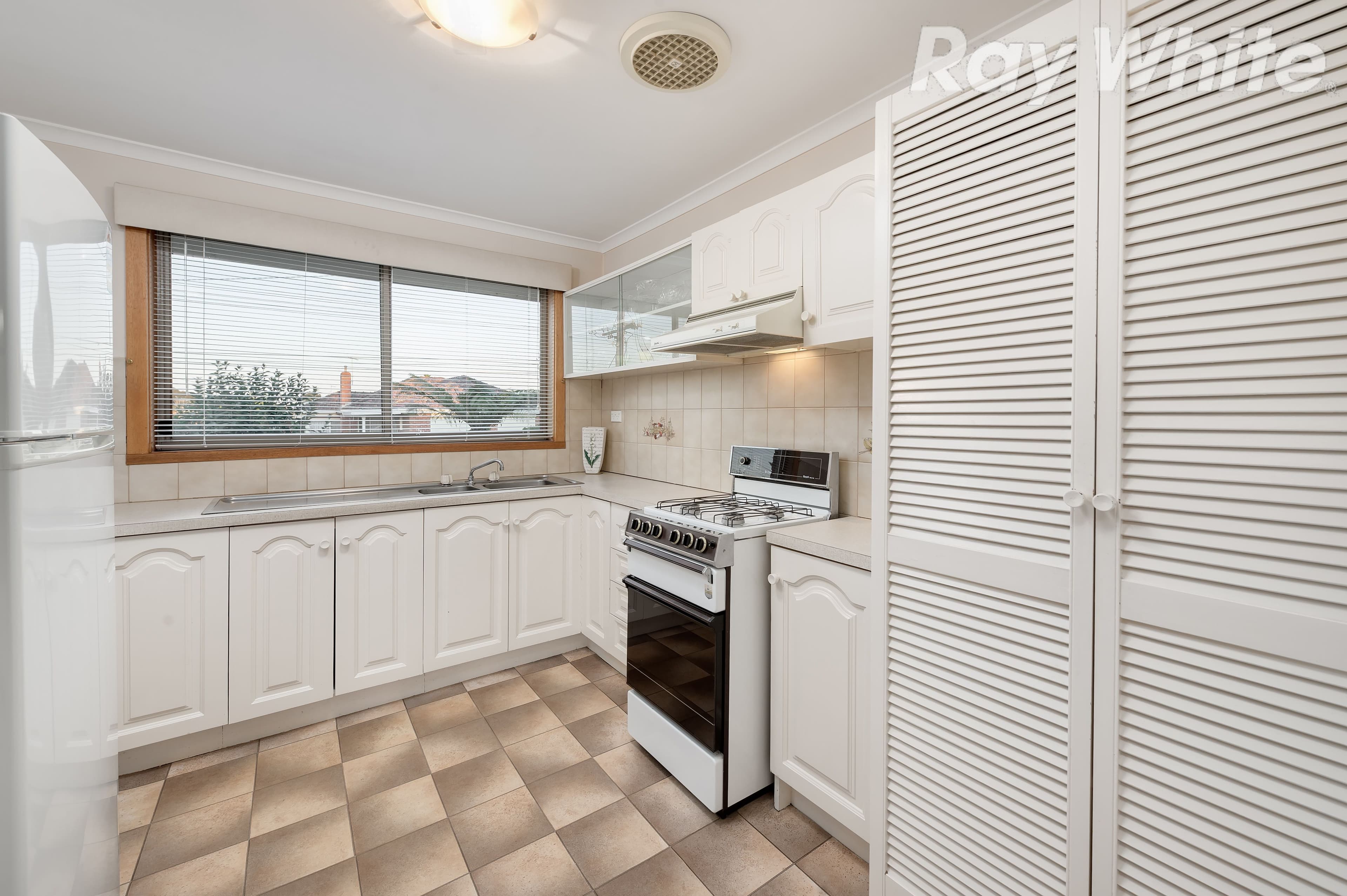 13 Edward Street, Bundoora VIC 3083, Bundoora - Thumbnail 3