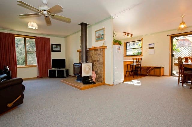 80 Viewbank Road, NEWNHAM TAS 7248, Newnham - Thumbnail 4
