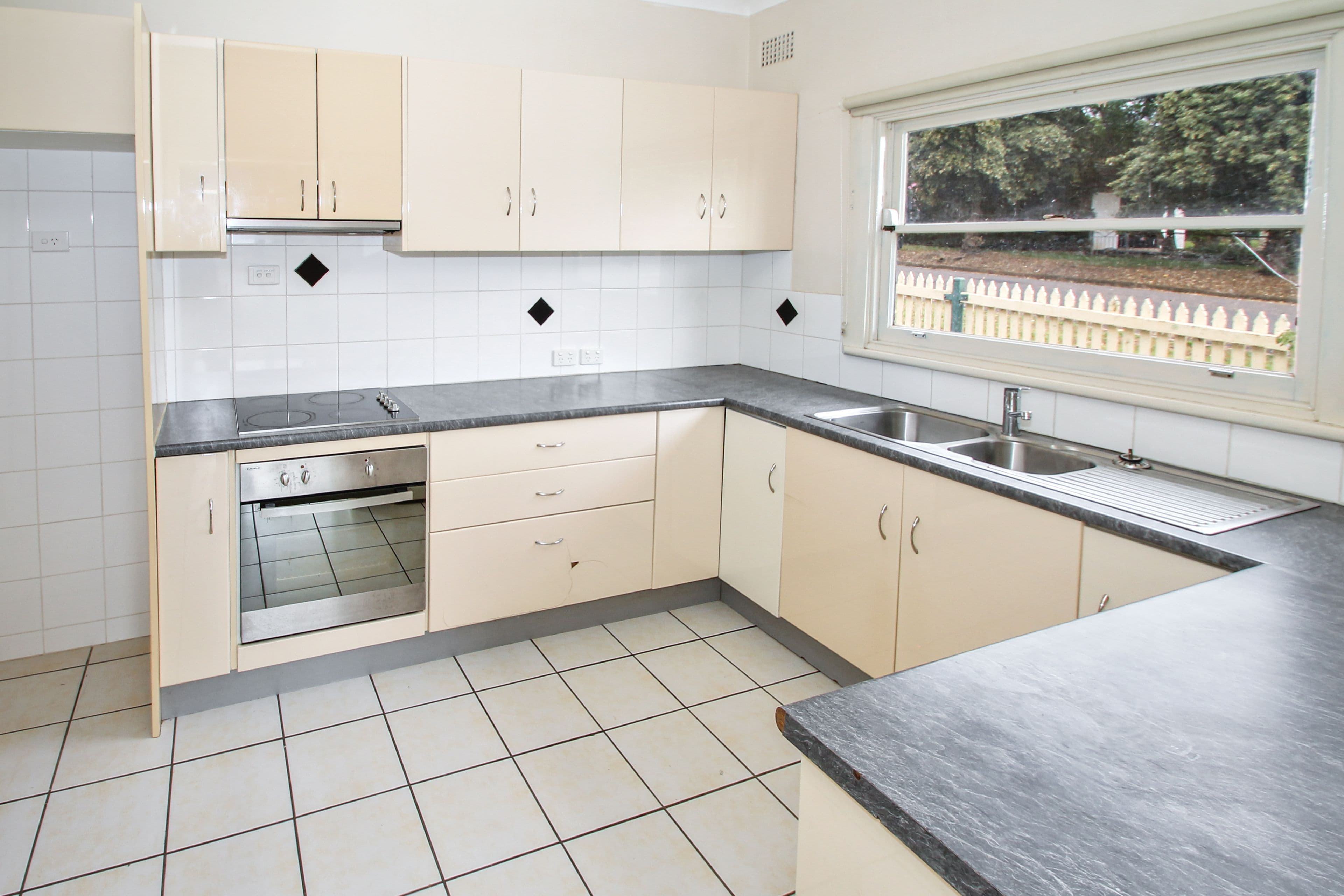 166 Hawker Street, Quirindi NSW 2343, Quirindi - Thumbnail 2