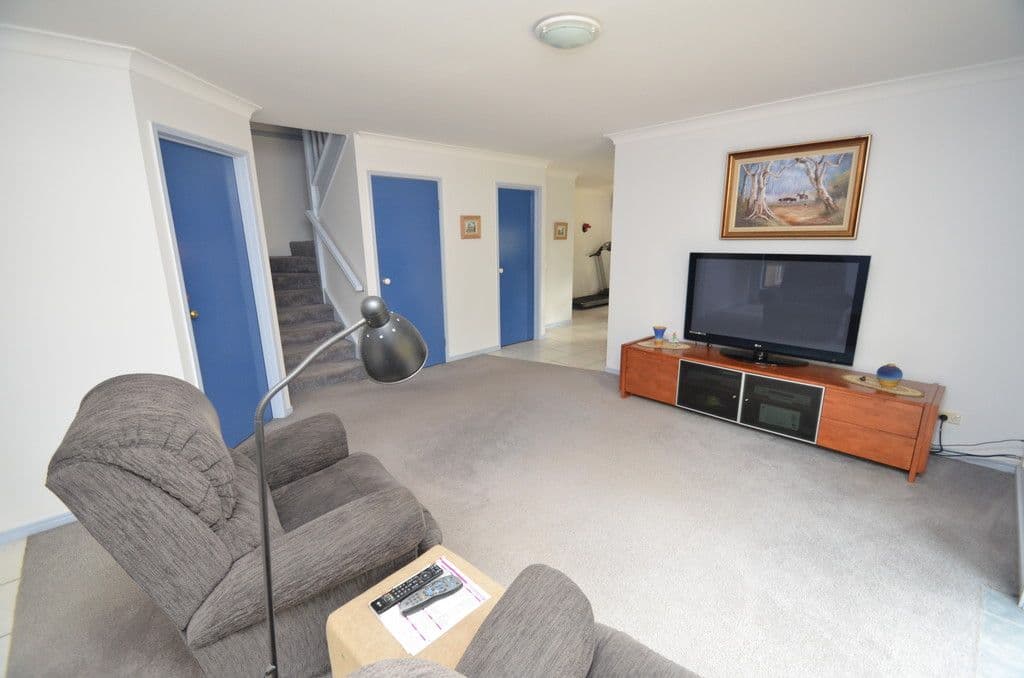 5 Joshua Close, Arundel QLD 4214, Arundel - Thumbnail 4