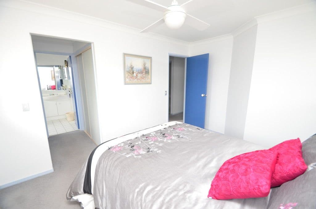 5 Joshua Close, Arundel QLD 4214, Arundel - Thumbnail 6