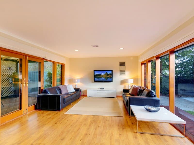 20 Silverdale Crescent, Bellevue Heights - Thumbnail 2