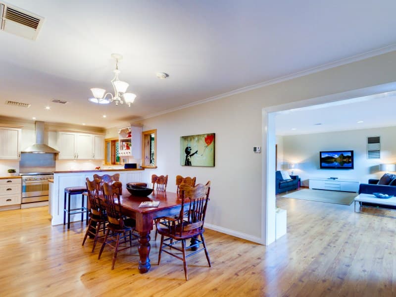 20 Silverdale Crescent, Bellevue Heights - Thumbnail 4