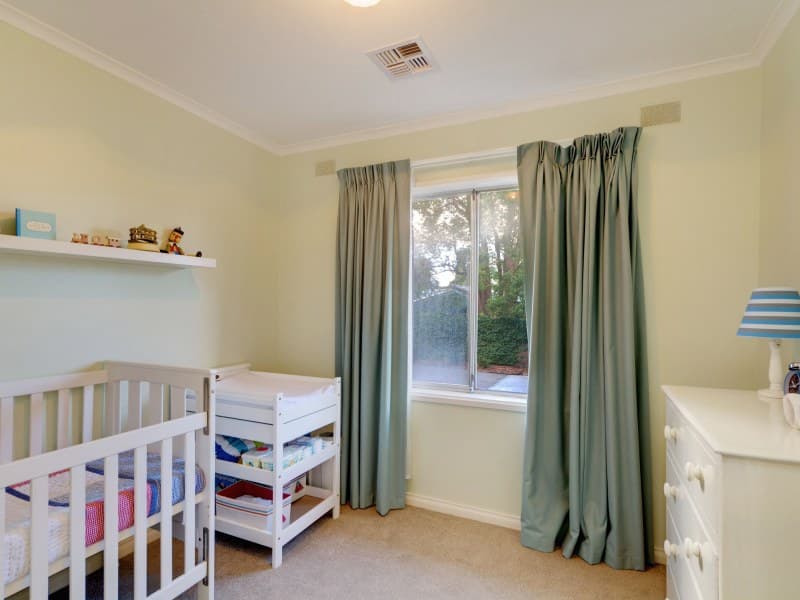 20 Silverdale Crescent, Bellevue Heights - Thumbnail 8