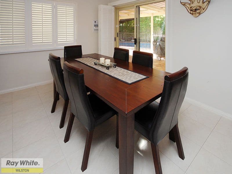 86 Oxford Crescent, BRIDGEMAN DOWNS QLD 4035, Bridgeman Downs - Thumbnail 5