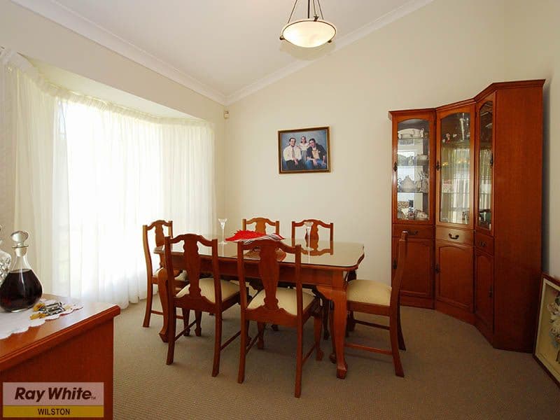 86 Oxford Crescent, BRIDGEMAN DOWNS QLD 4035, Bridgeman Downs - Thumbnail 6