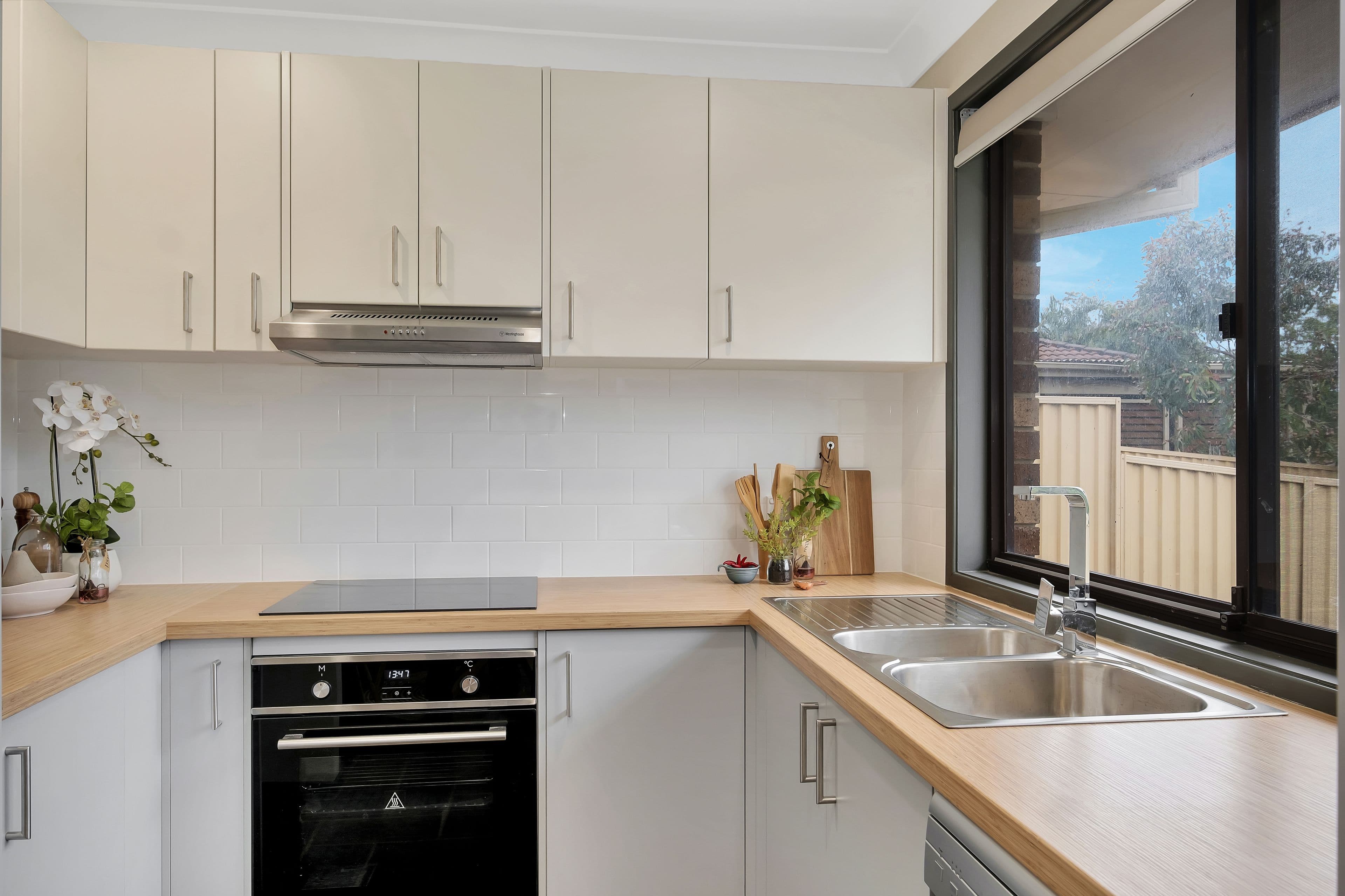 16 Jessica Street, Bateau Bay NSW 2261, Bateau Bay - Thumbnail 3