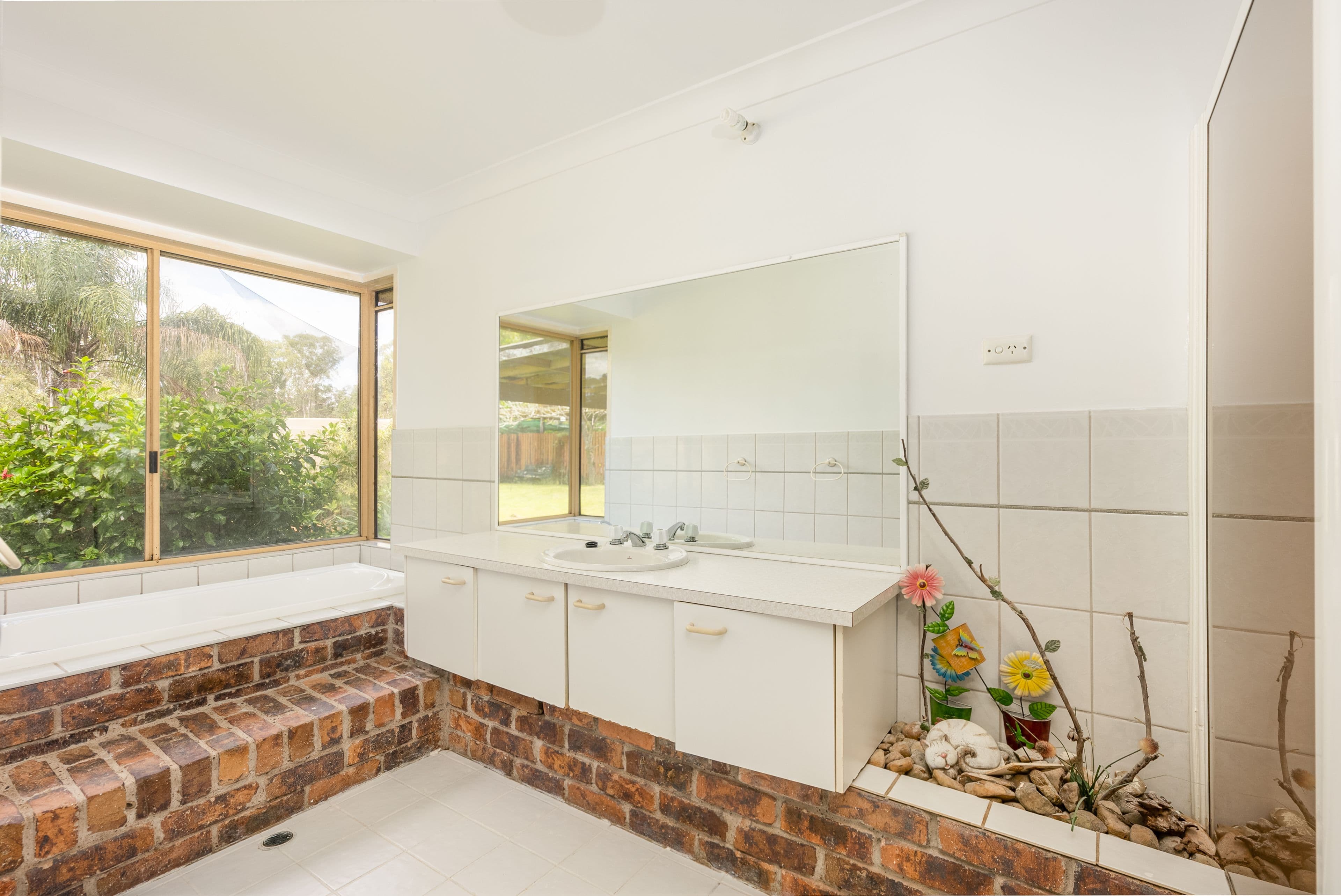 792 Brisbane Valley Highway, Wanora QLD 4306, Wanora - Thumbnail 5