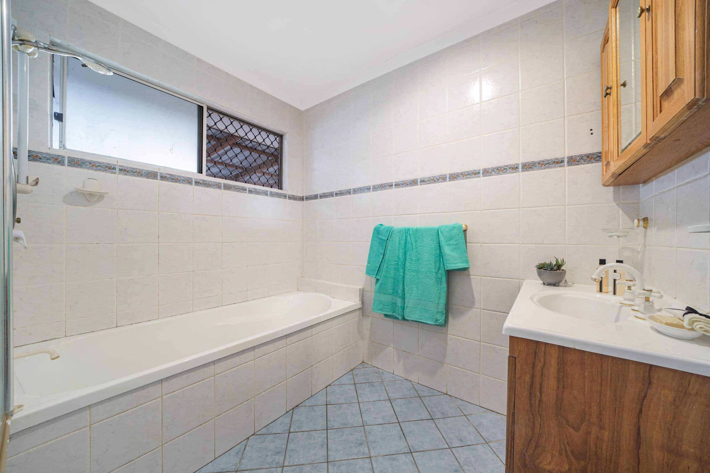 16 Whitcomb Street, Bald Hills QLD 4036, Bald Hills - Thumbnail 8