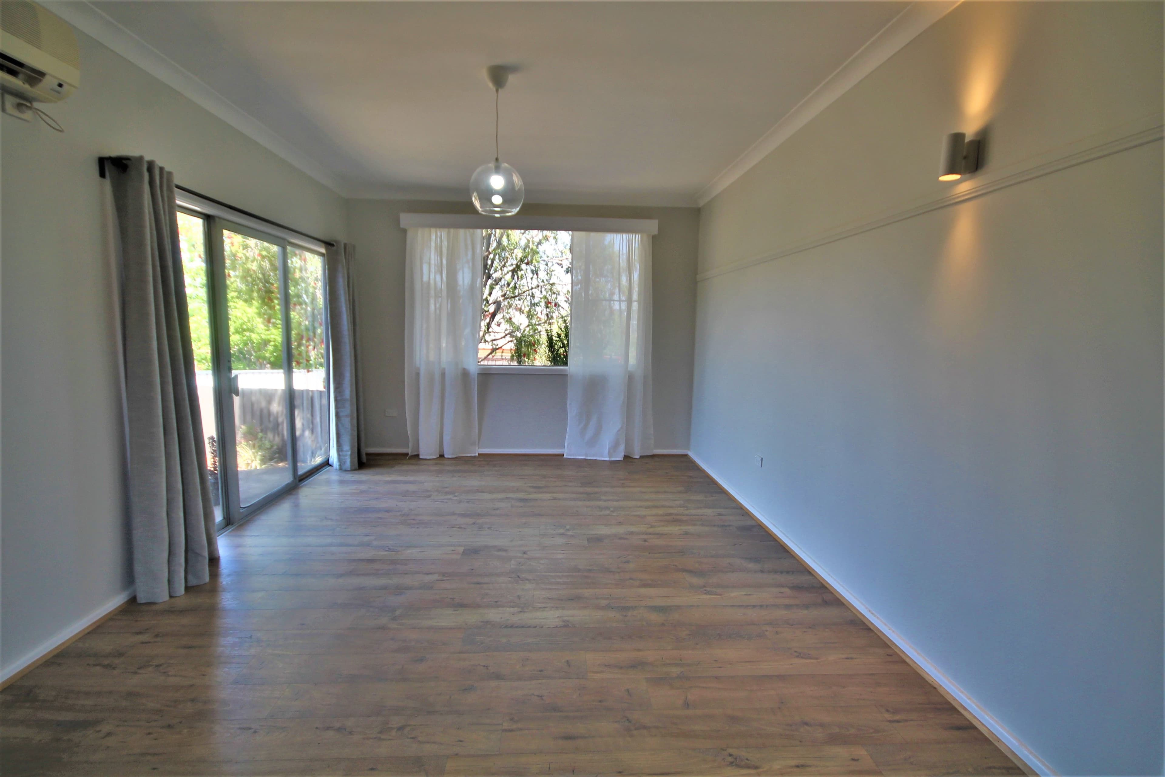 19 White Street, Young - Thumbnail 6
