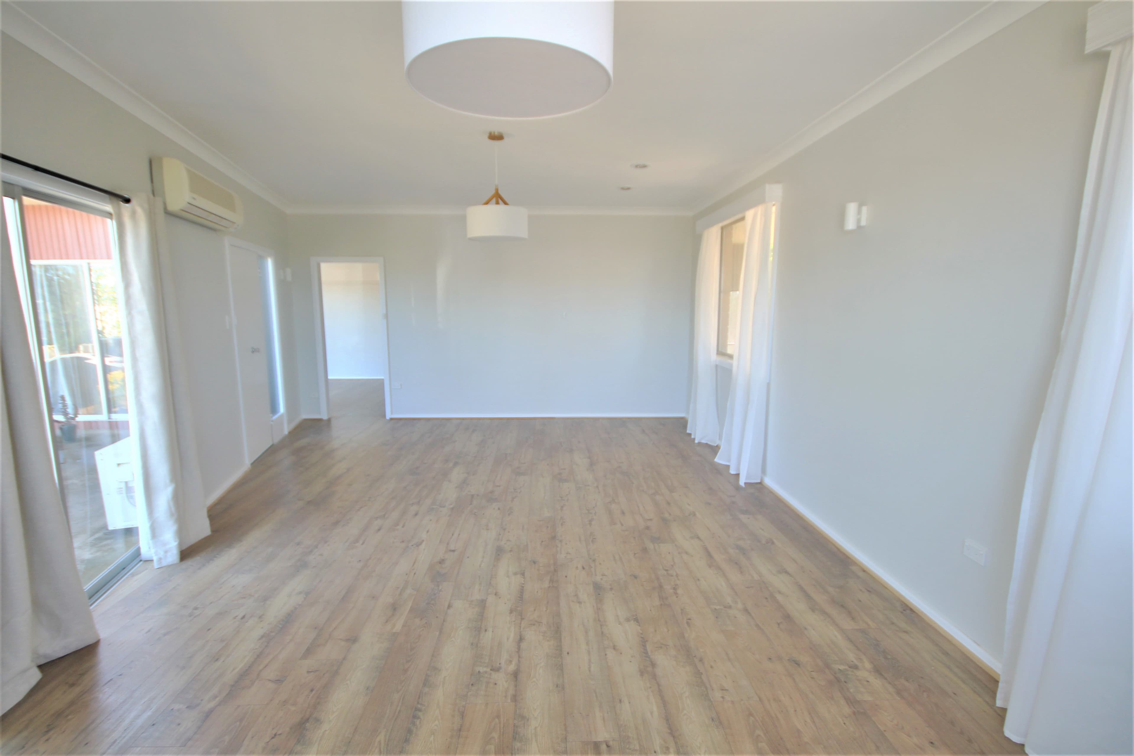 19 White Street, Young - Thumbnail 7