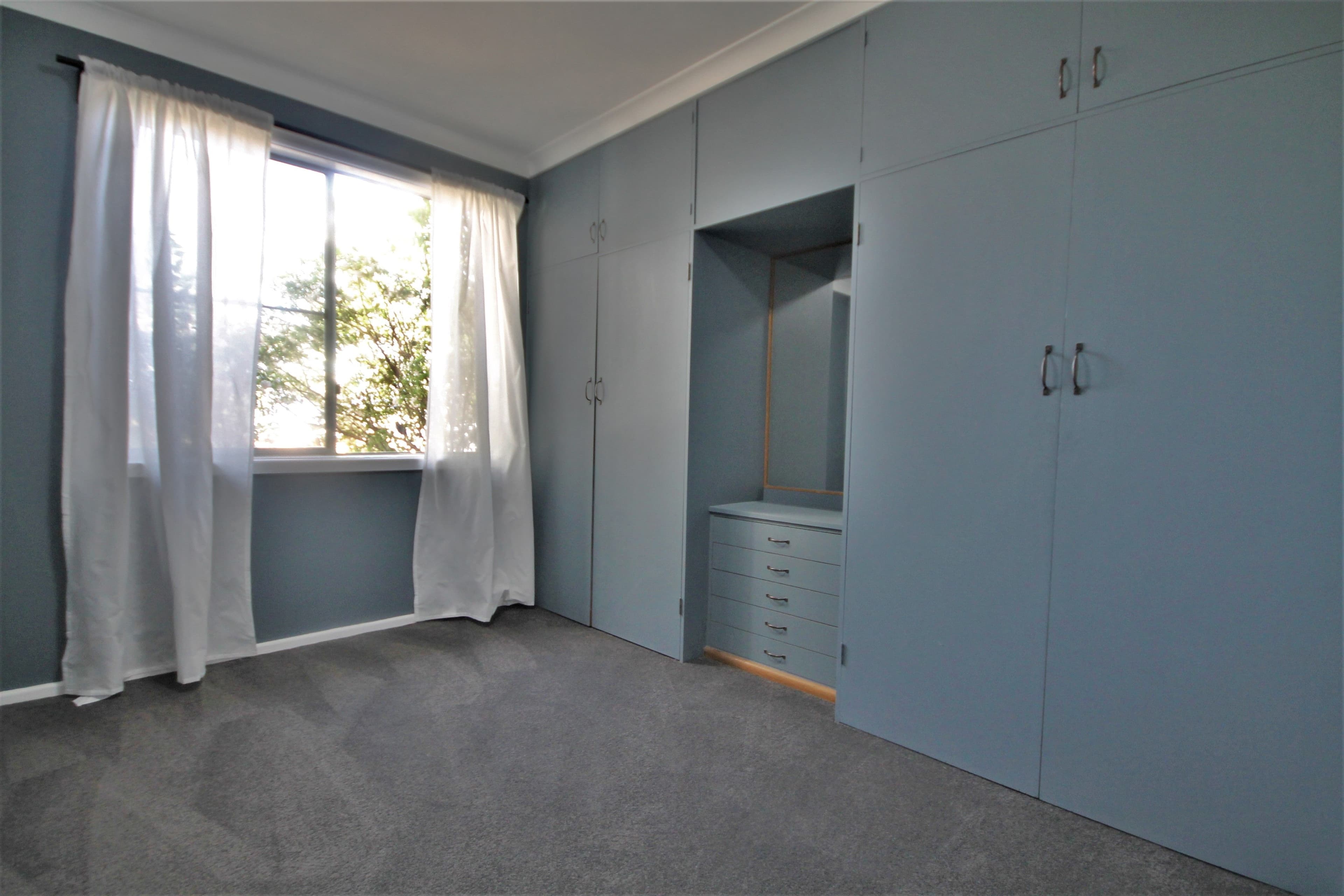 19 White Street, Young - Thumbnail 8