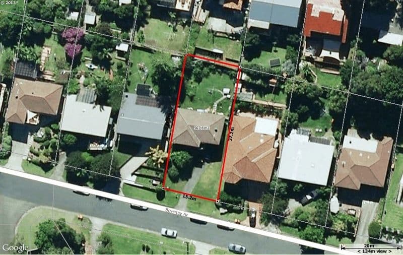 68 Beverley Avenue, UNANDERRA NSW 2526, Unanderra - Thumbnail 2