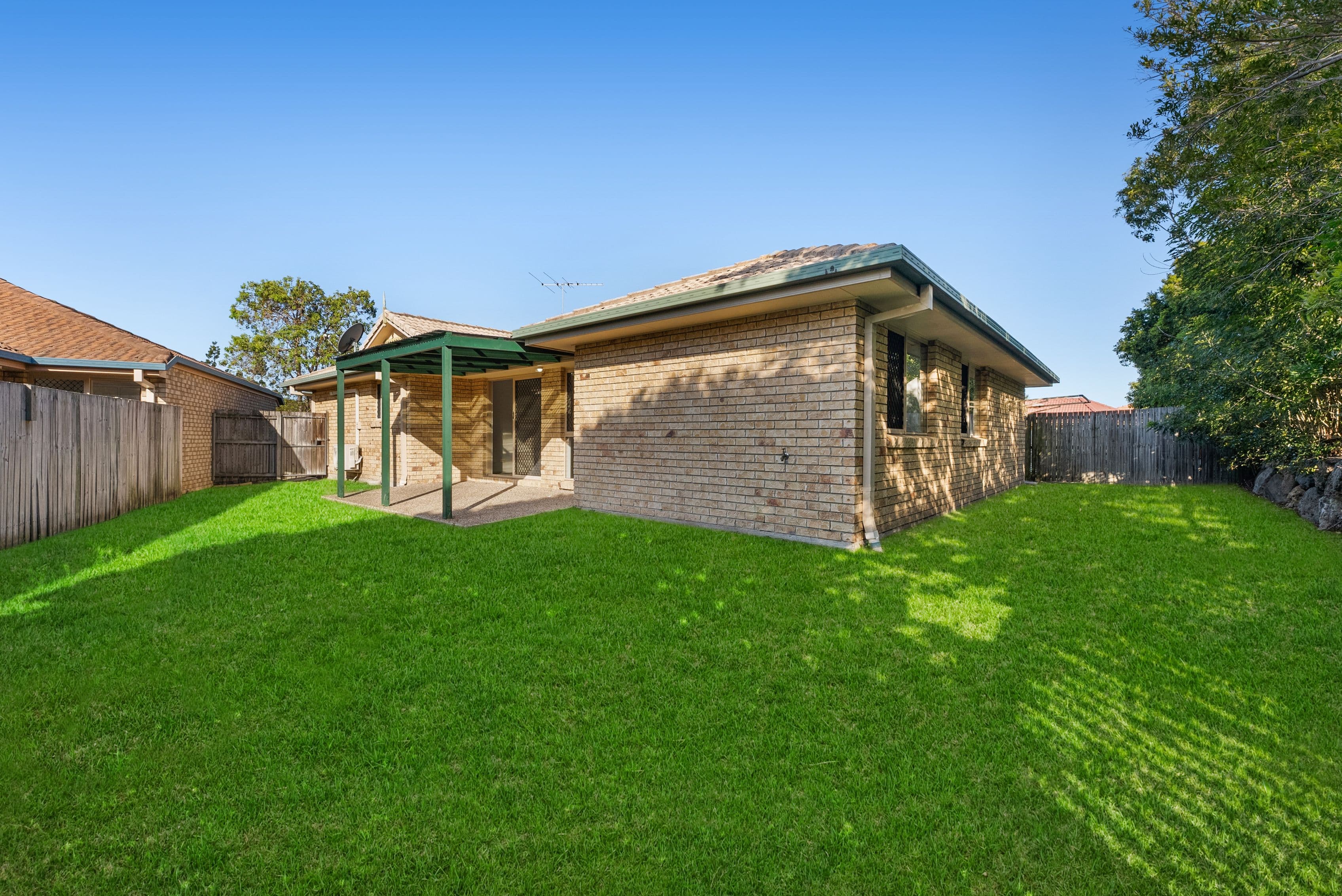8 Monaghan Crescent, North Lakes QLD 4509, North Lakes - Thumbnail 2