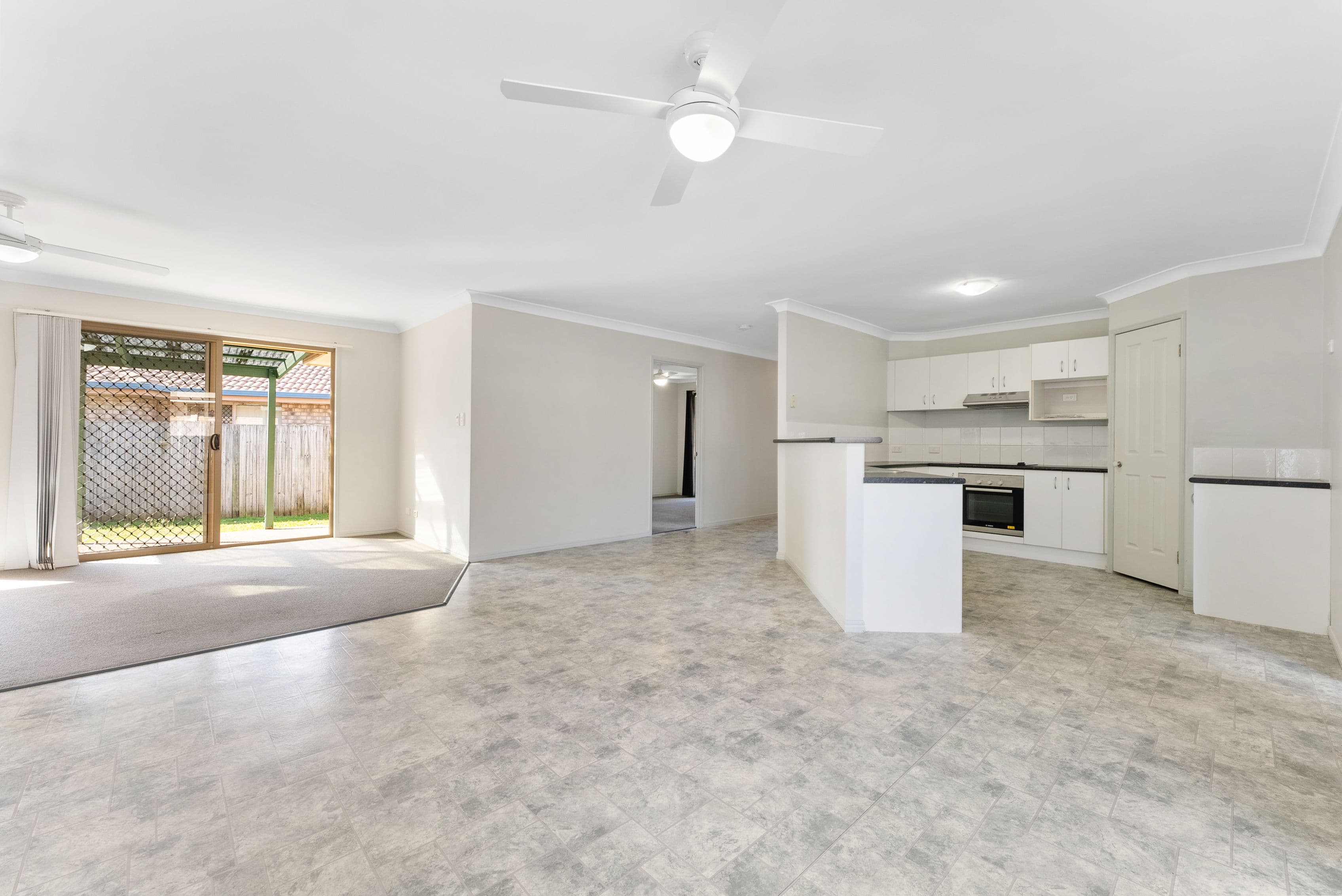 8 Monaghan Crescent, North Lakes QLD 4509, North Lakes - Thumbnail 4