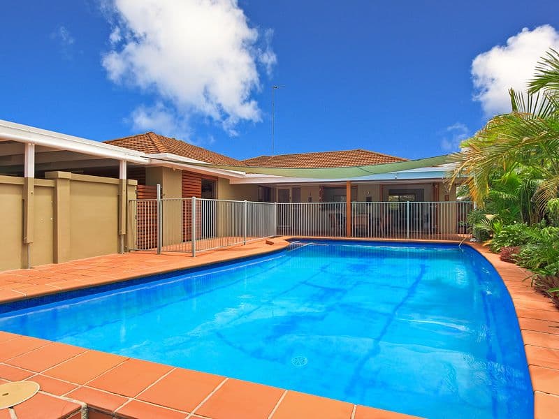 6 Grebe Place, BURLEIGH WATERS QLD 4220, Burleigh Waters - Thumbnail 2