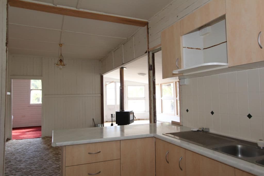 21 Logan Street, Tenterfield - Thumbnail 6