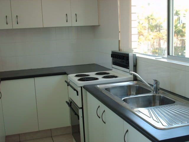 294 Marine Parade, LABRADOR QLD 4215, Labrador - Thumbnail 3