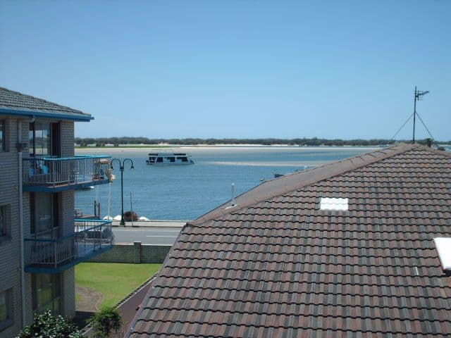 294 Marine Parade, LABRADOR QLD 4215, Labrador - Thumbnail 5