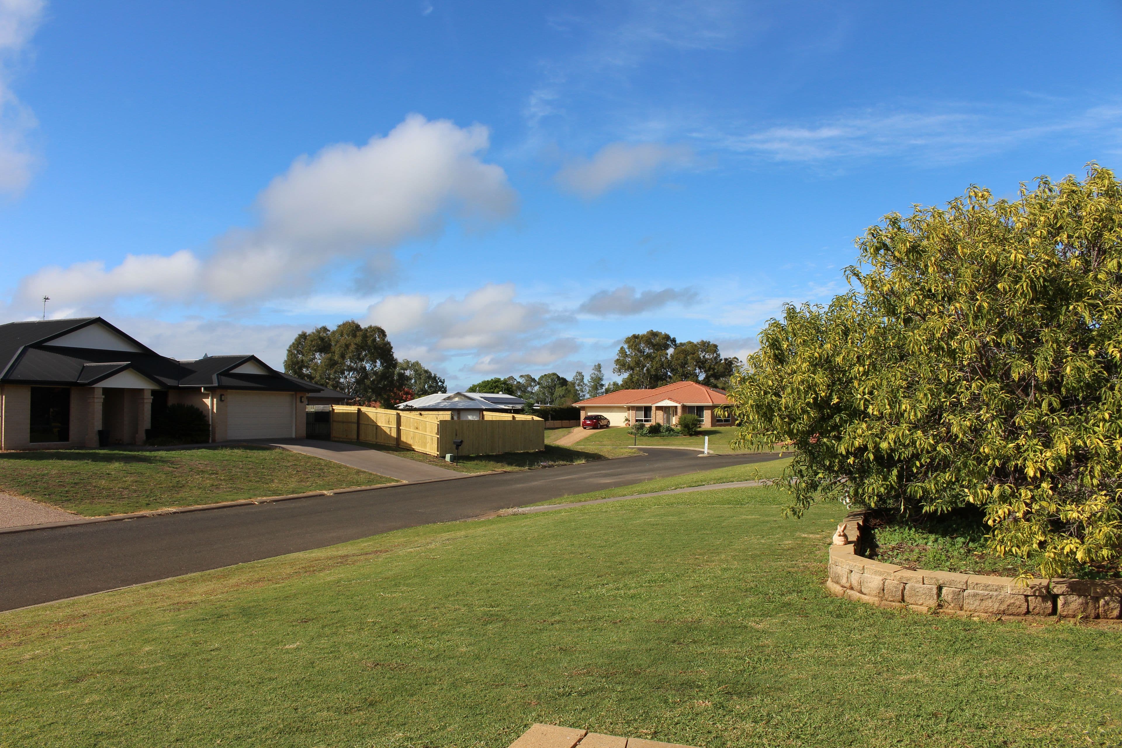 15 Fairway Drive, Pittsworth QLD 4356, Pittsworth - Thumbnail 2