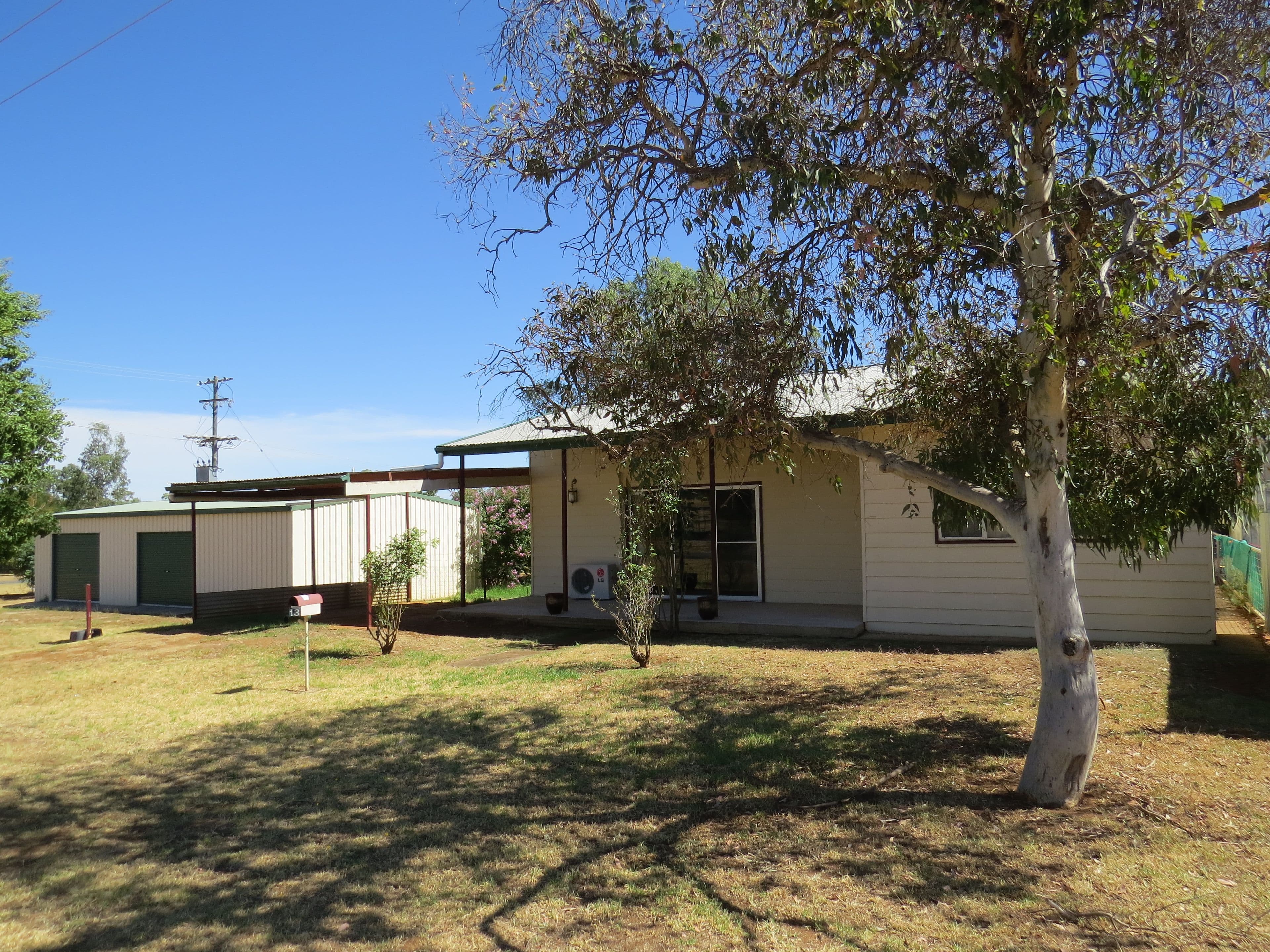 13 Radnor Street, Canowindra - Image 1