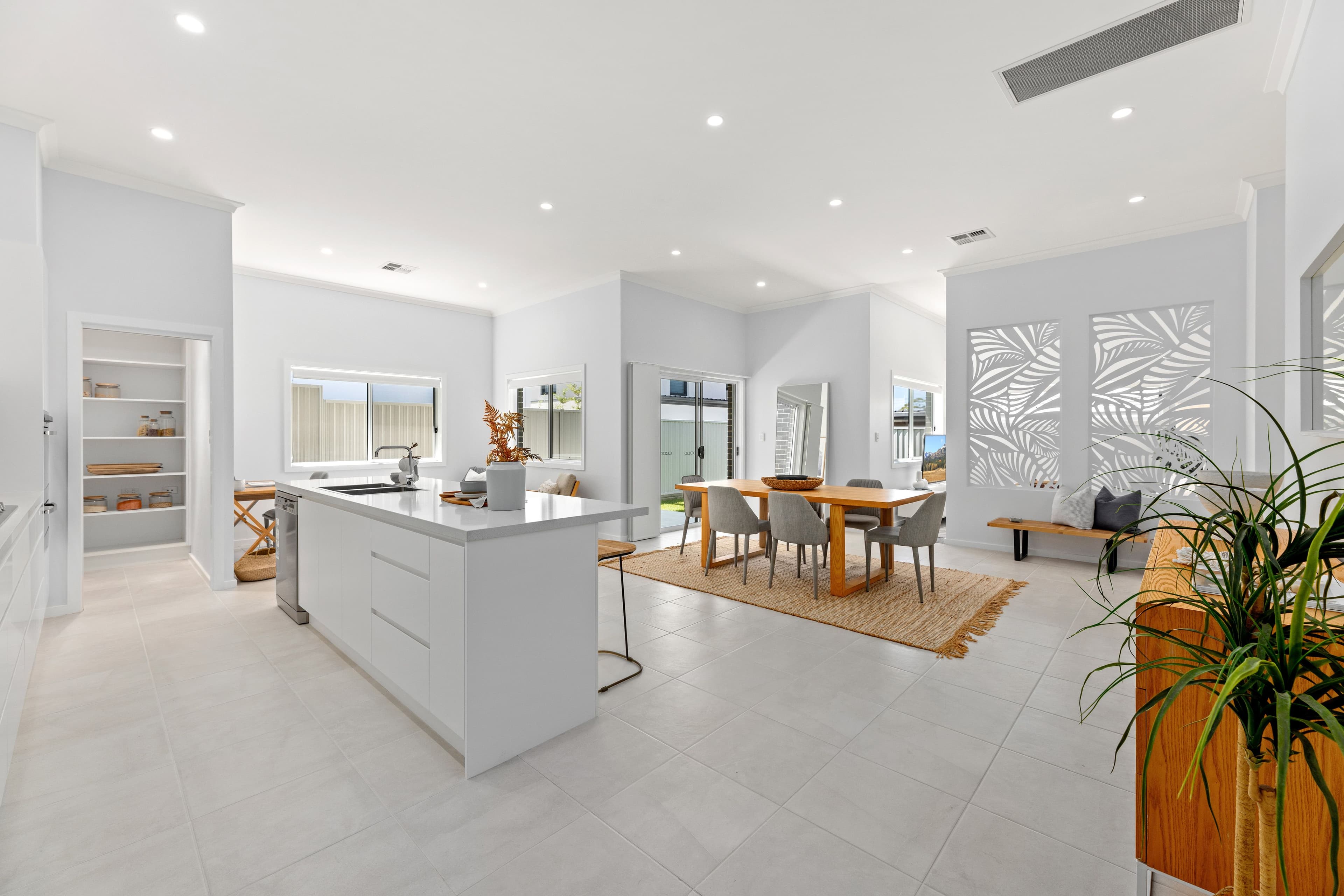18 Macartney Street, Miranda NSW 2228, Miranda - Thumbnail 2