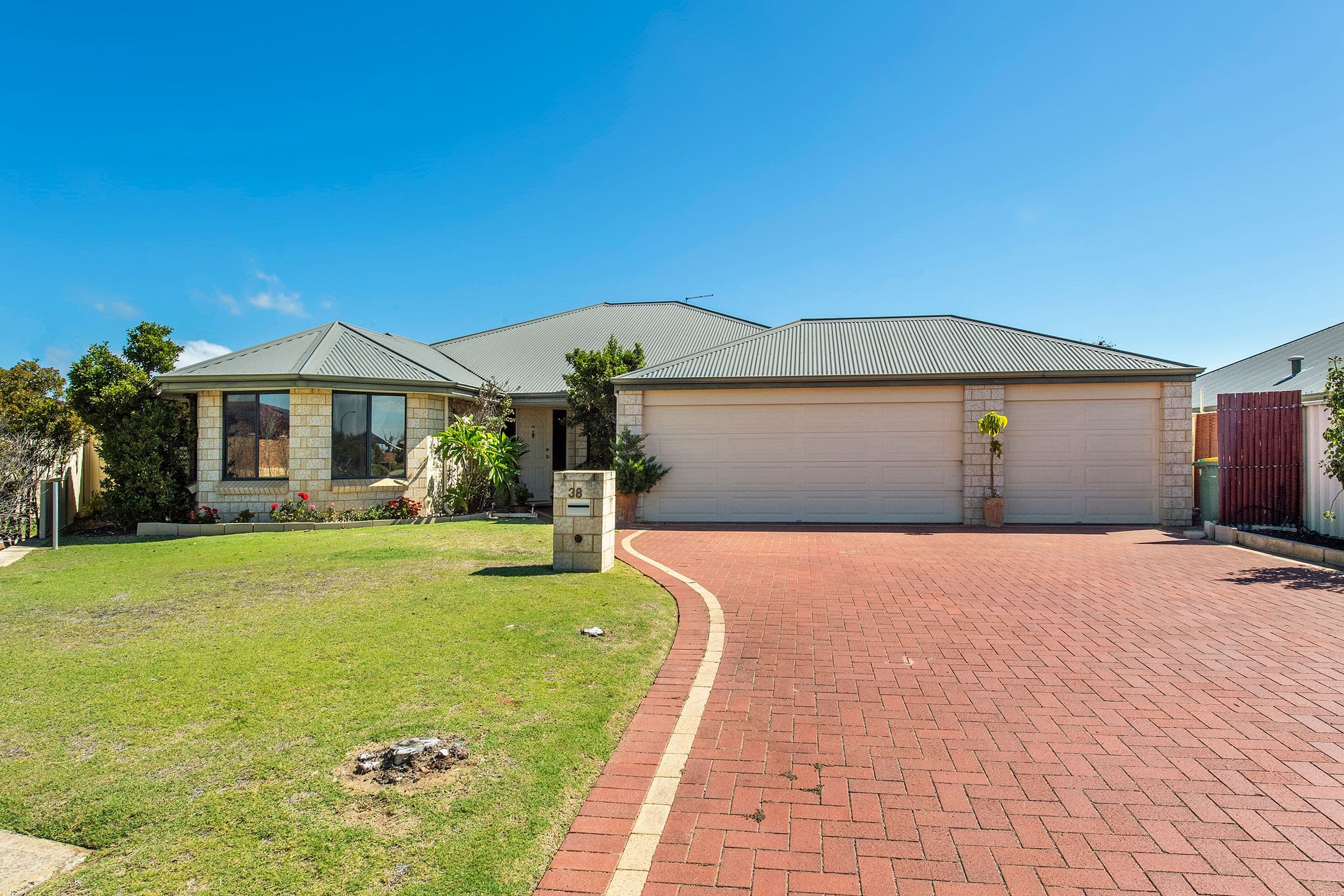 38 Brennan Promenade, Baldivis WA 6171, Baldivis - Thumbnail 2
