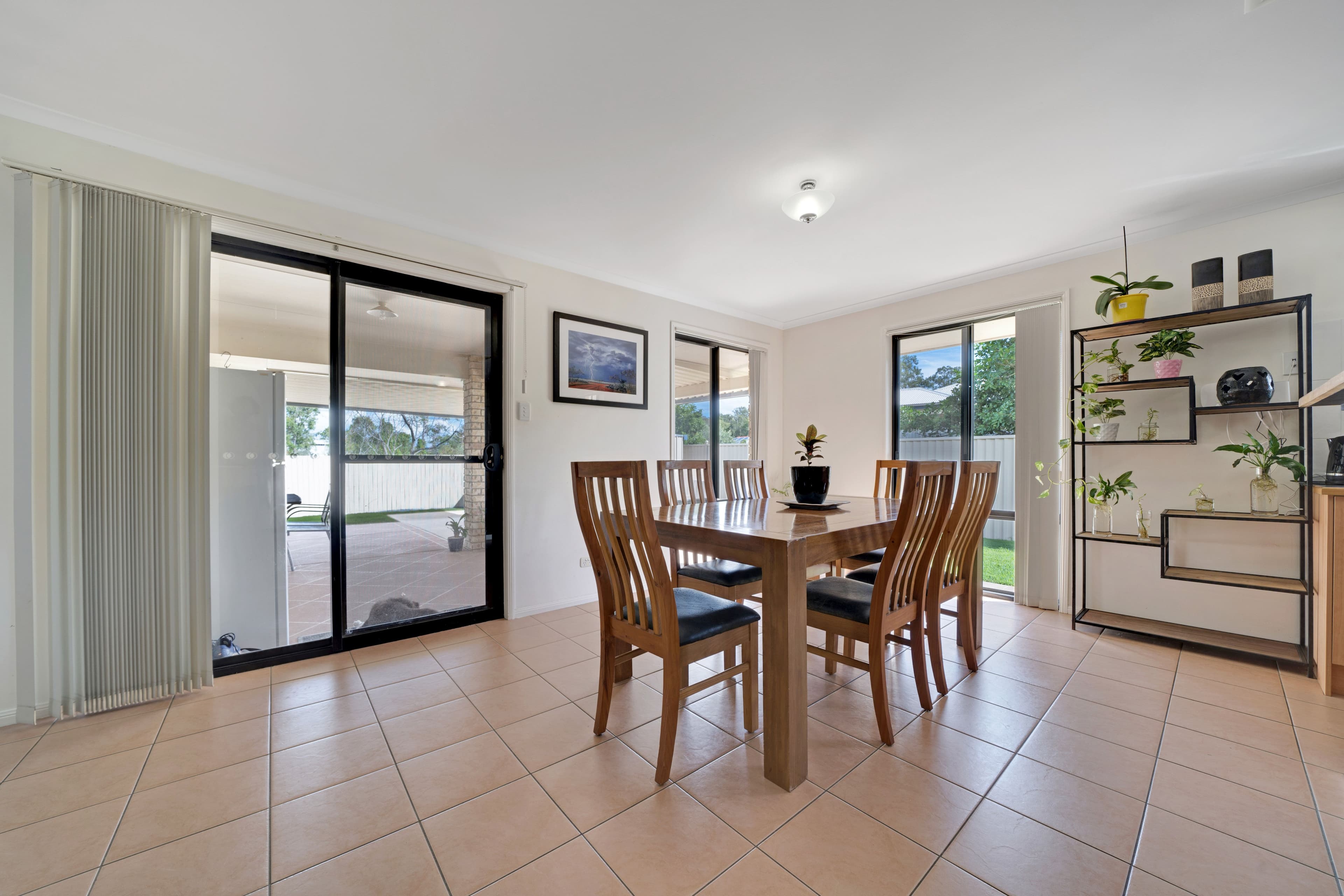 32 Mountain View Crescent, Mount Warren Park QLD 4207, Mount Warren Park - Thumbnail 4